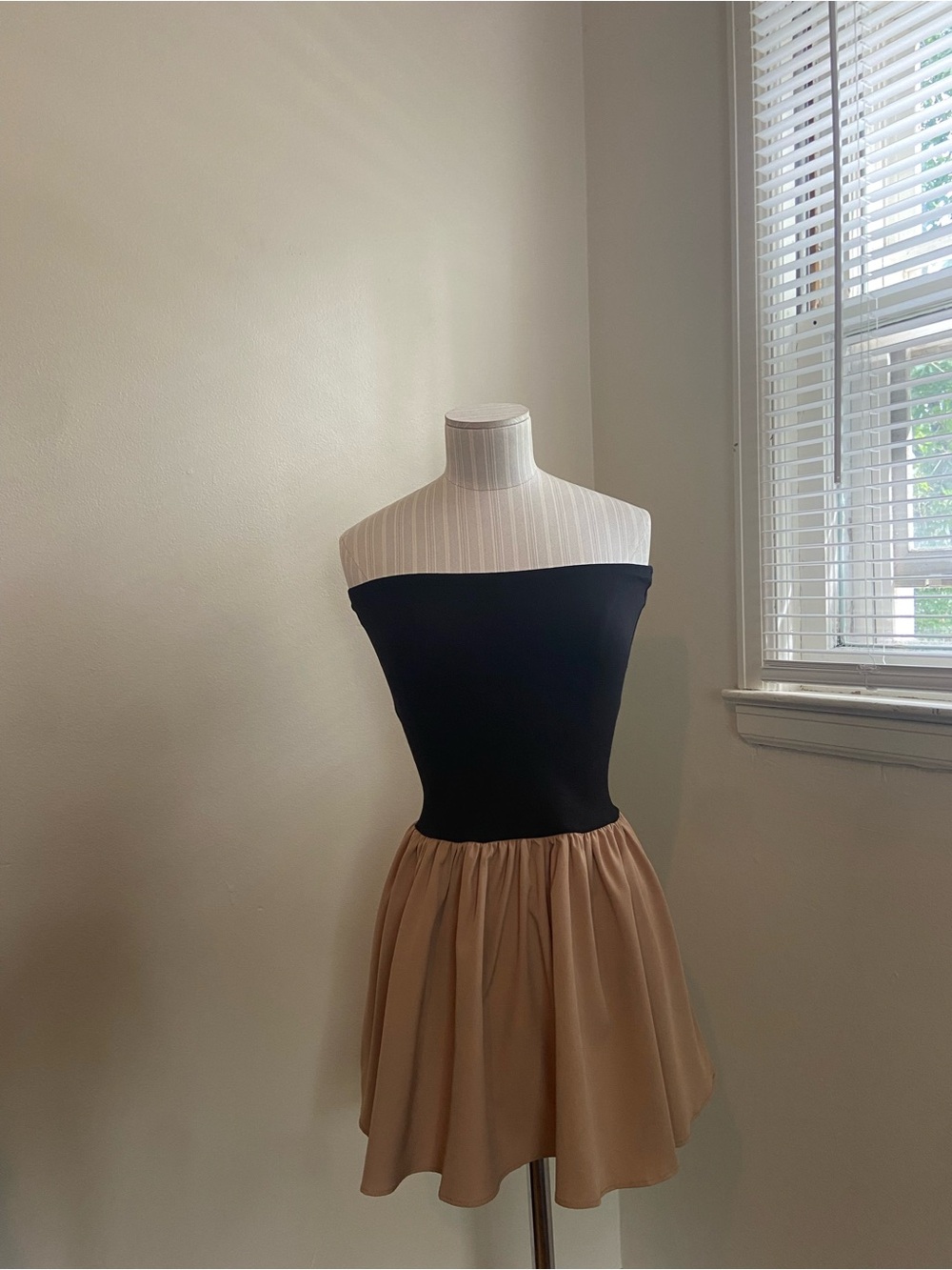Commense Black & Camel Strapless Mini Dress